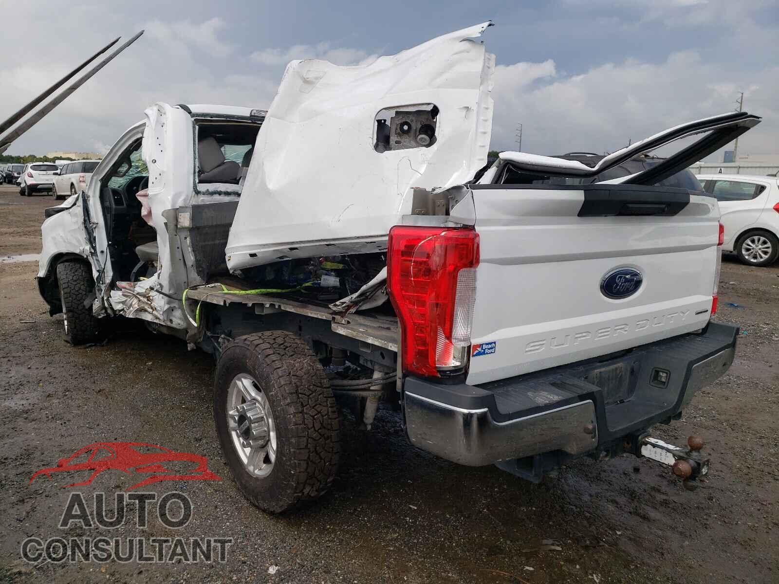 FORD F250 2017 - 1FTBF2A65HEE68990