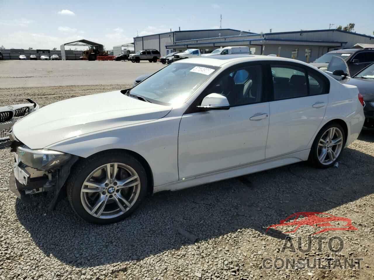 BMW 3 SERIES 2015 - WBA3C1C52FK122967