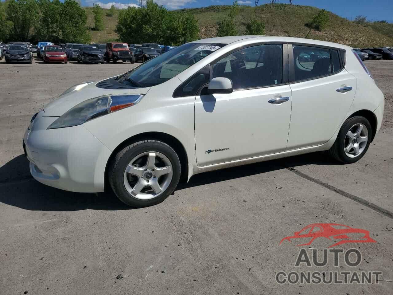 NISSAN LEAF 2015 - 1N4AZ0CP4FC308529