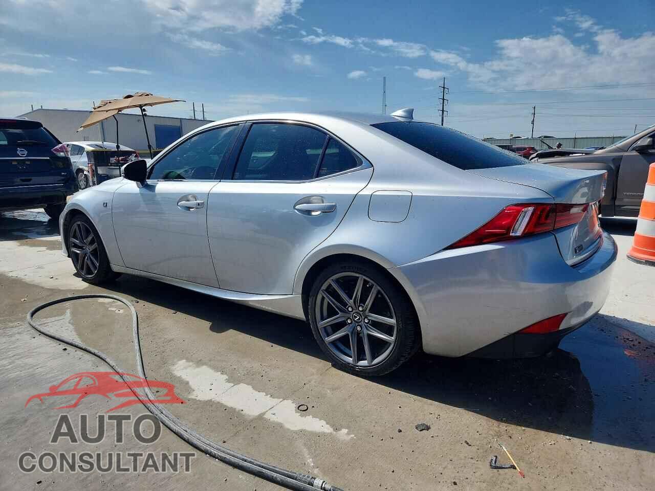 LEXUS IS 2015 - JTHBF1D26F5051764