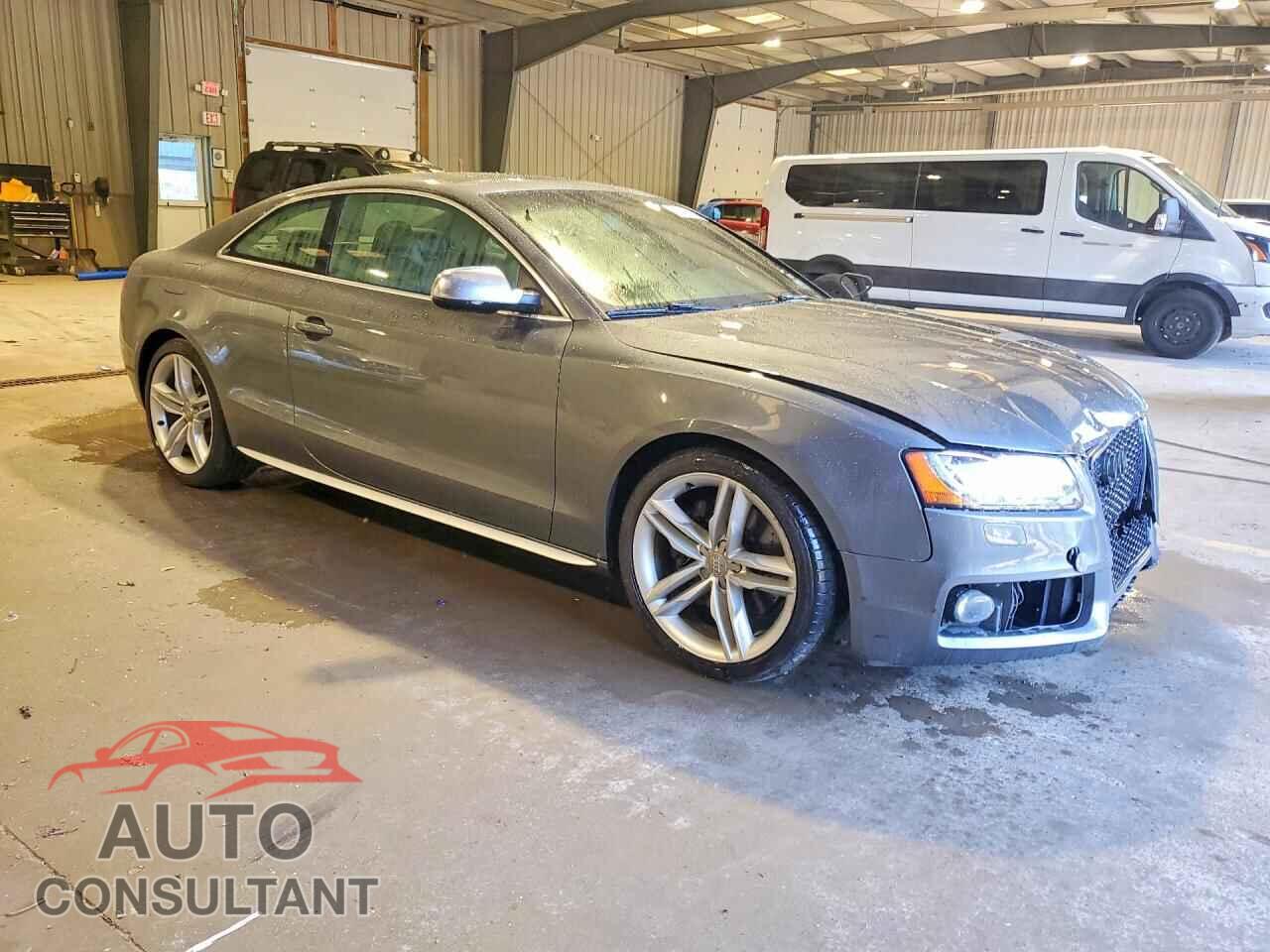 AUDI S5/RS5 2012 - WAUCVAFR2CA019686