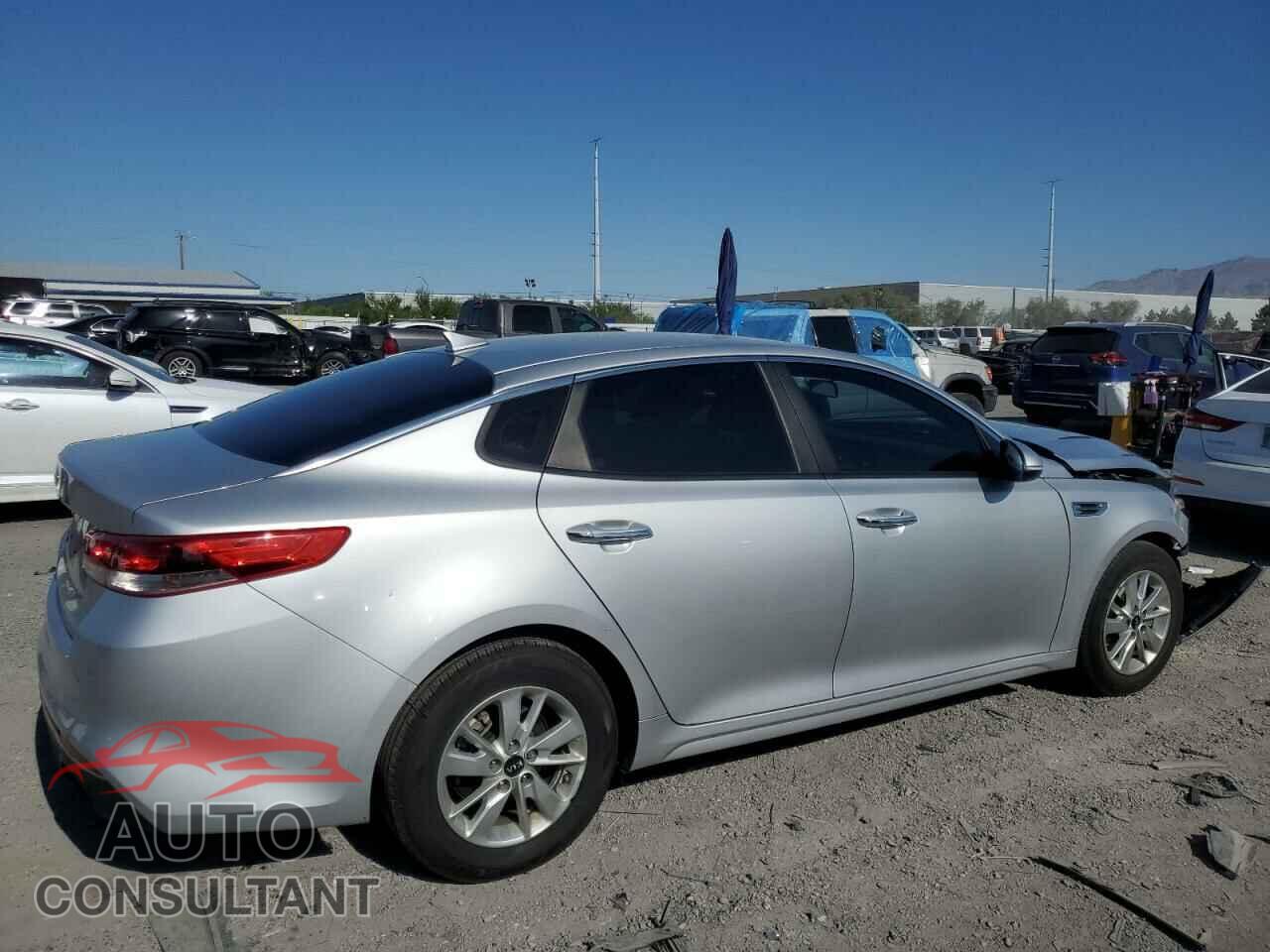 KIA OPTIMA 2017 - KNAGT4L38H5155913