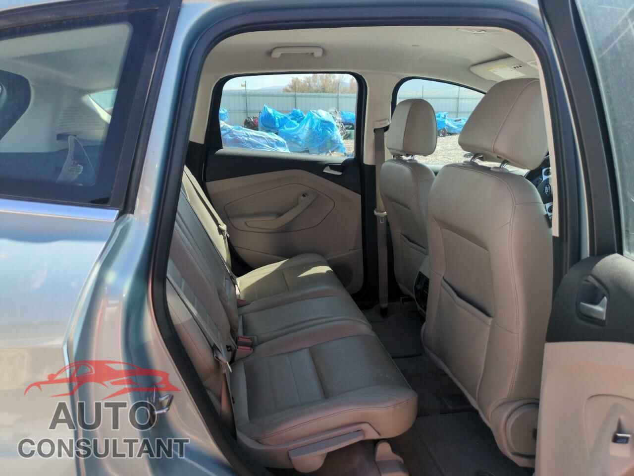 FORD CMAX 2014 - 1FADP5CU9EL512960