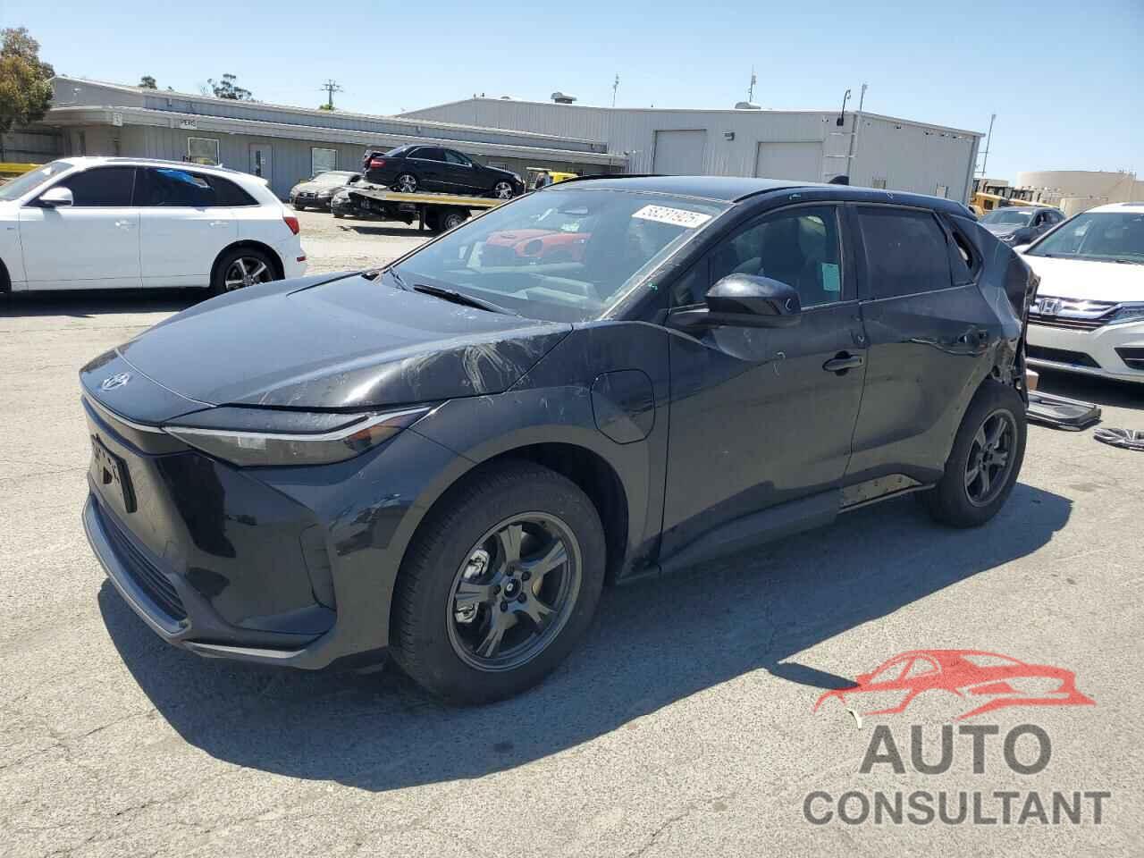 TOYOTA BZ4X XLE 2025 - JTMAAAAA8SA055906