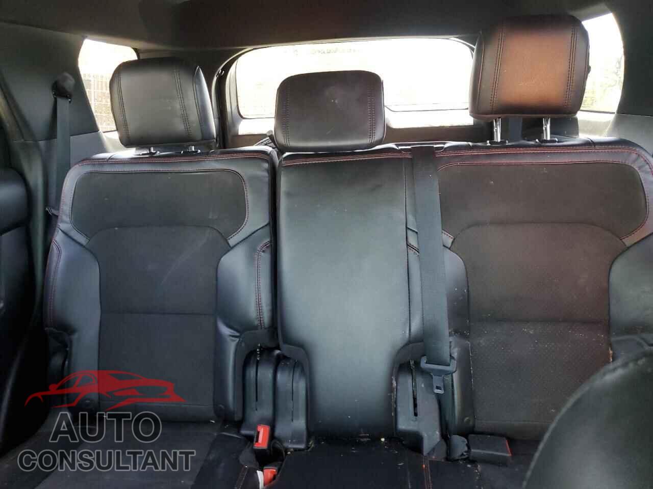 FORD EXPLORER 2018 - 1FM5K8DH2JGB57242