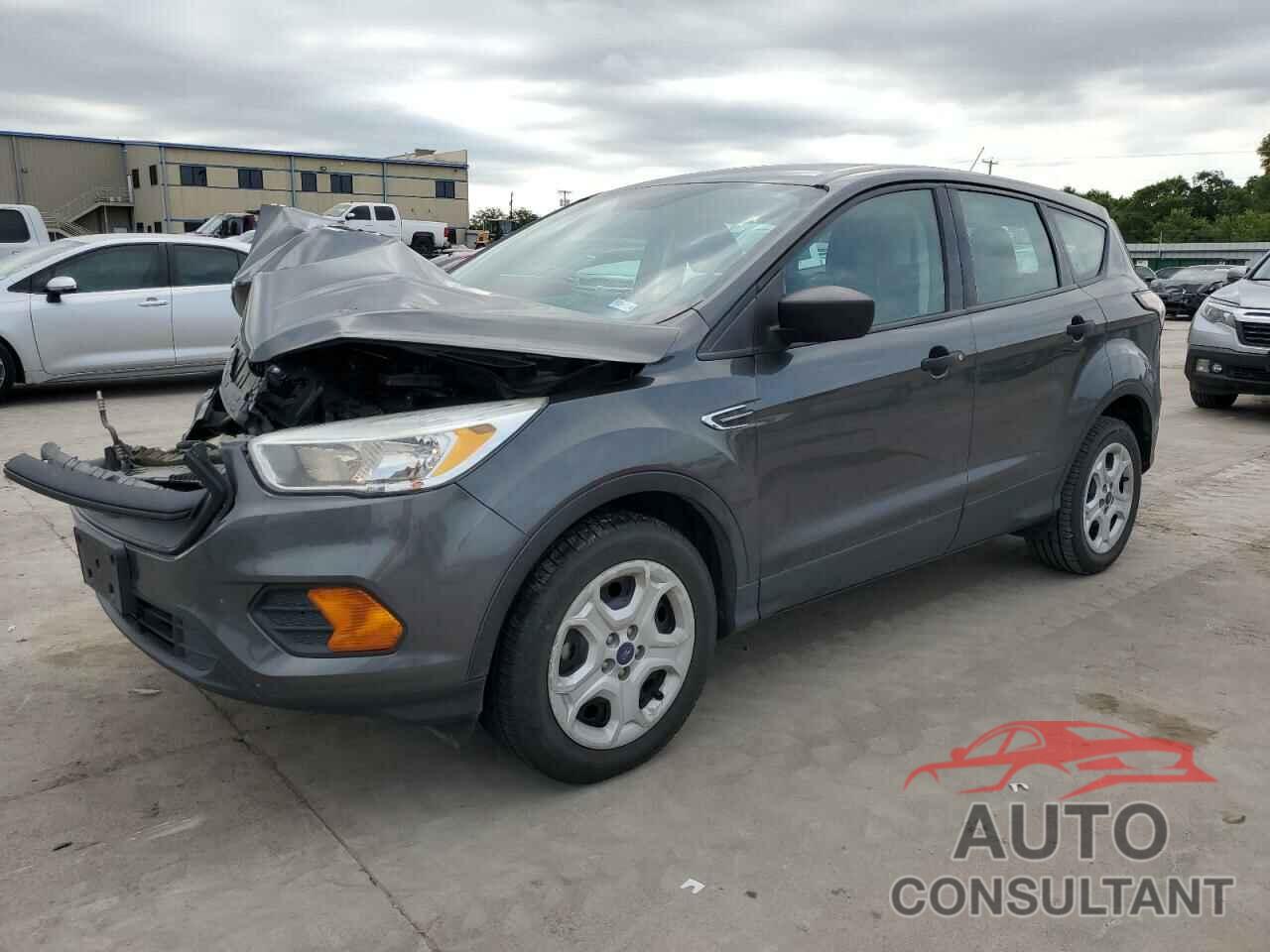 FORD ESCAPE 2017 - 1FMCU0F72HUC39703