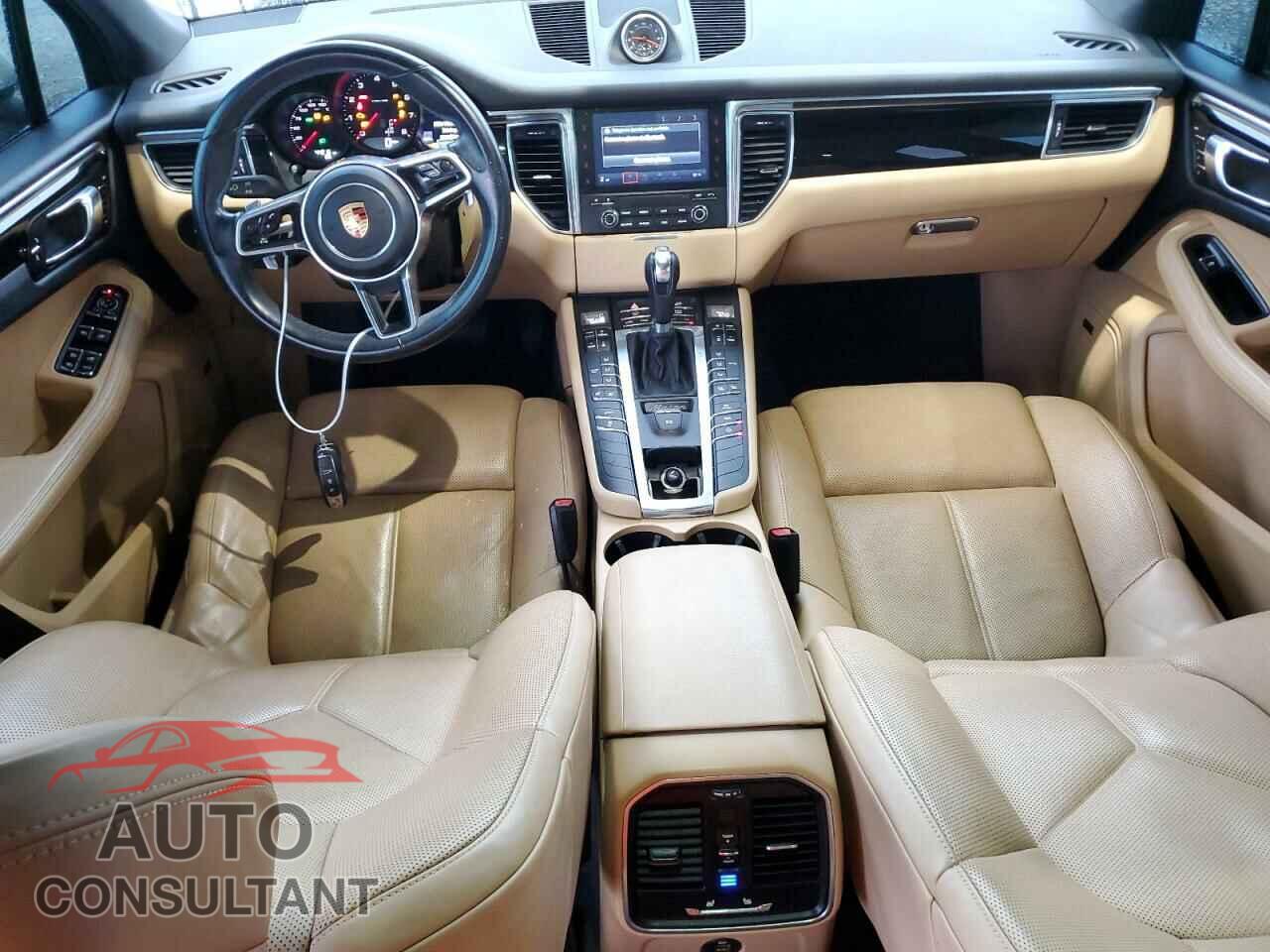 PORSCHE MACAN 2018 - WP1AA2A52JLB04351