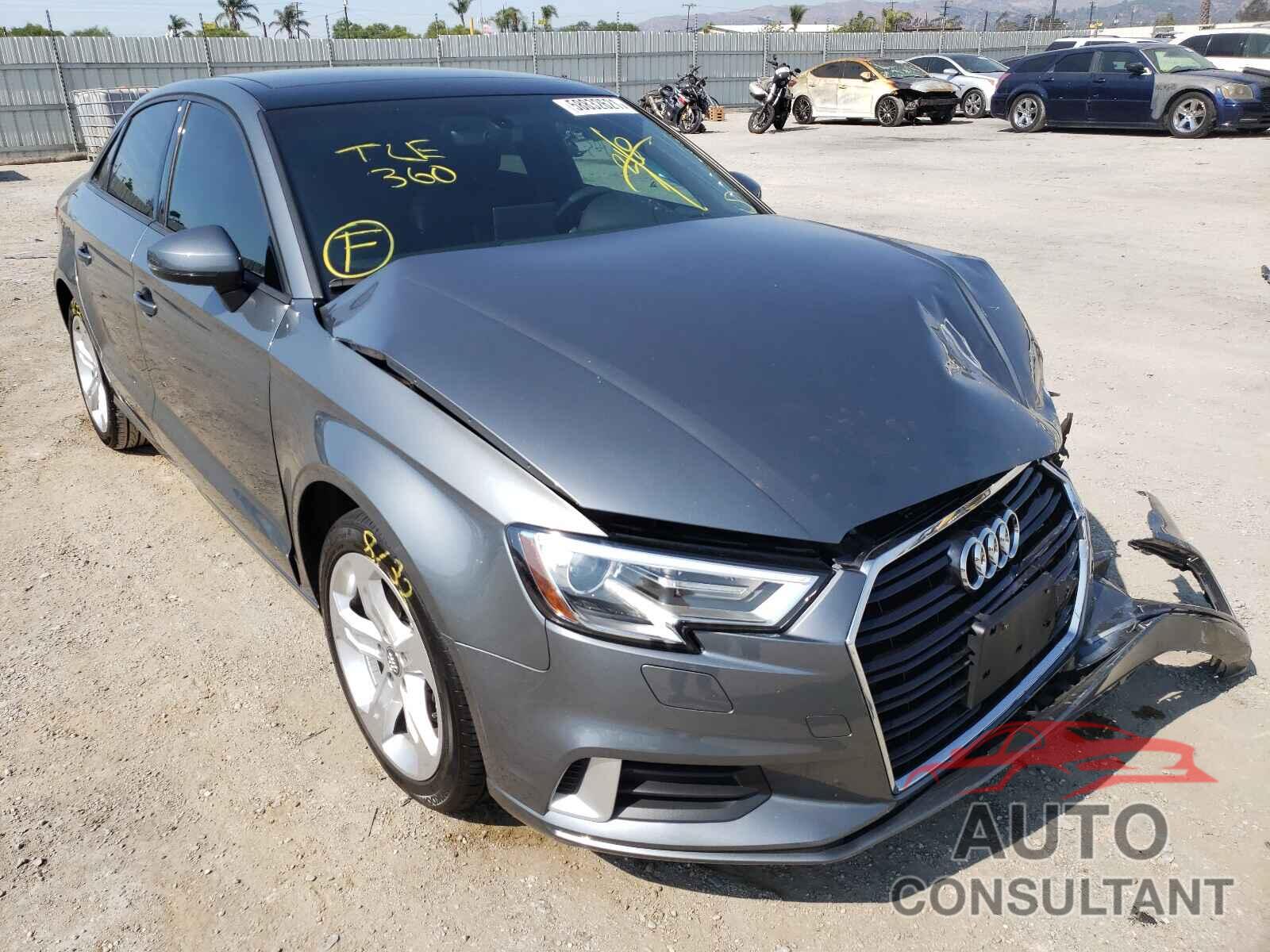 AUDI A3 2018 - WAUAUGFF7J1084016