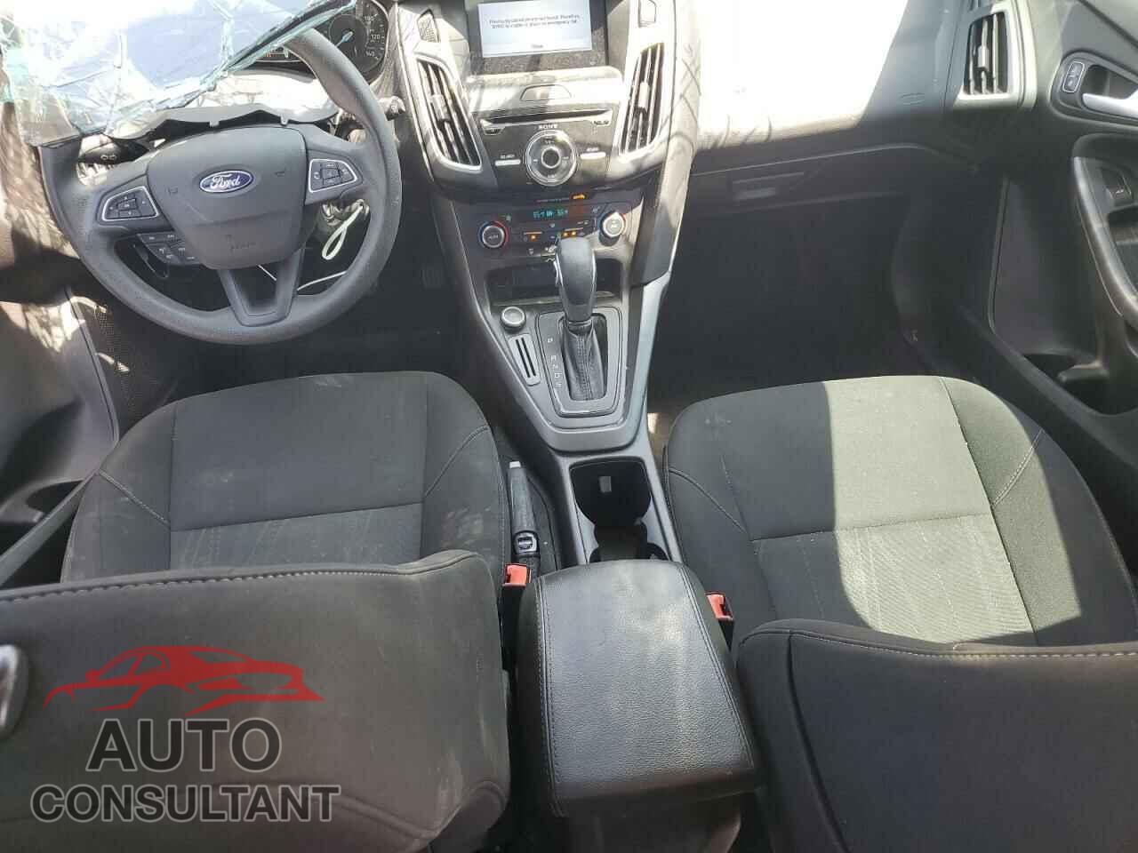 FORD FOCUS 2017 - 1FADP3M23HL269734