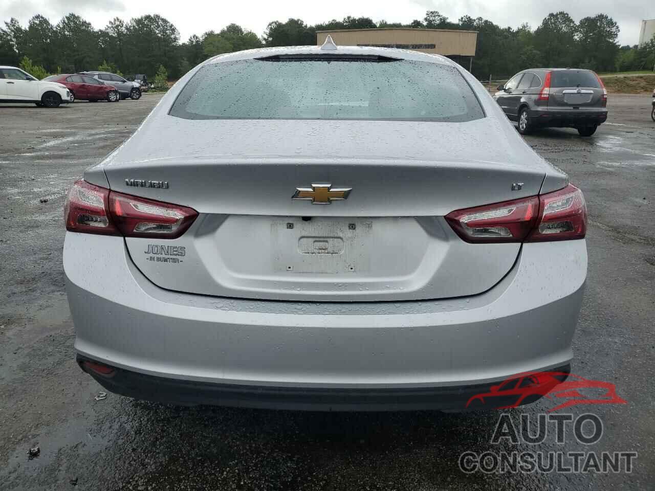 CHEVROLET MALIBU 2021 - 1G1ZD5ST3MF009609