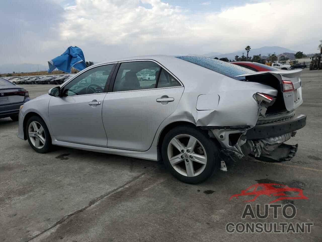 TOYOTA CAMRY 2013 - 4T1BF1FKXDU276444