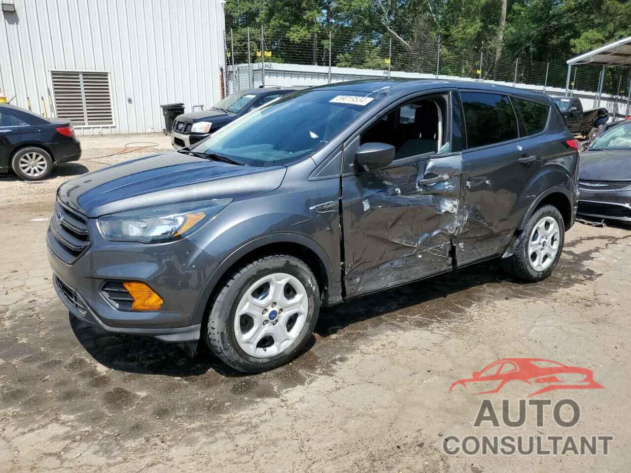 FORD ESCAPE 2018 - 1FMCU0F71JUB03245