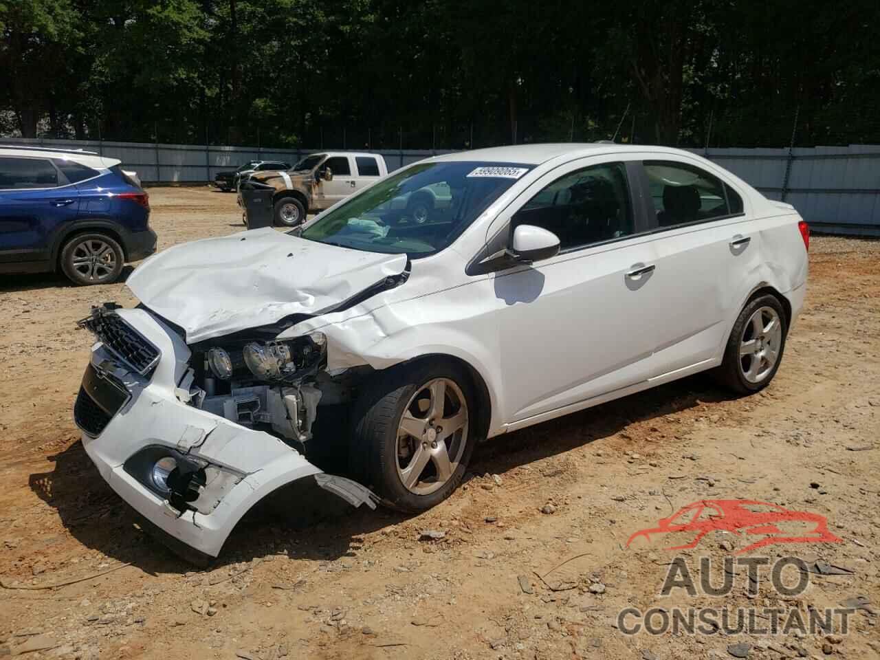 CHEVROLET SONIC 2016 - 1G1JE5SB1G4133881