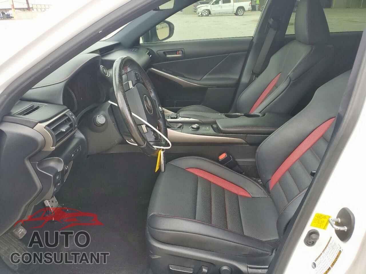 LEXUS IS 2019 - JTHBA1D20K5093050