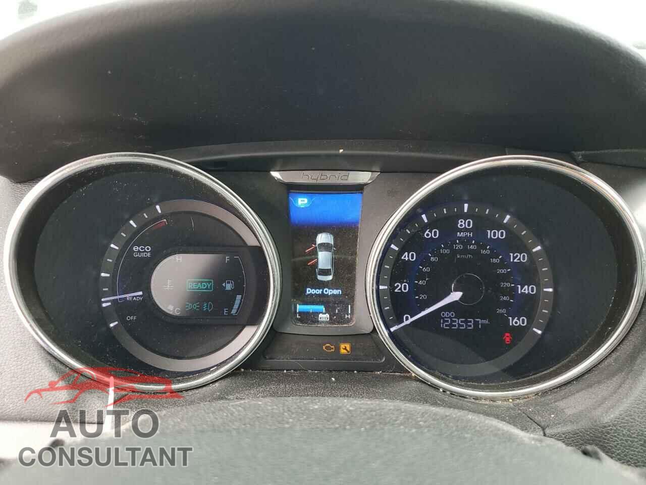 HYUNDAI SONATA 2014 - KMHEC4A49EA112802