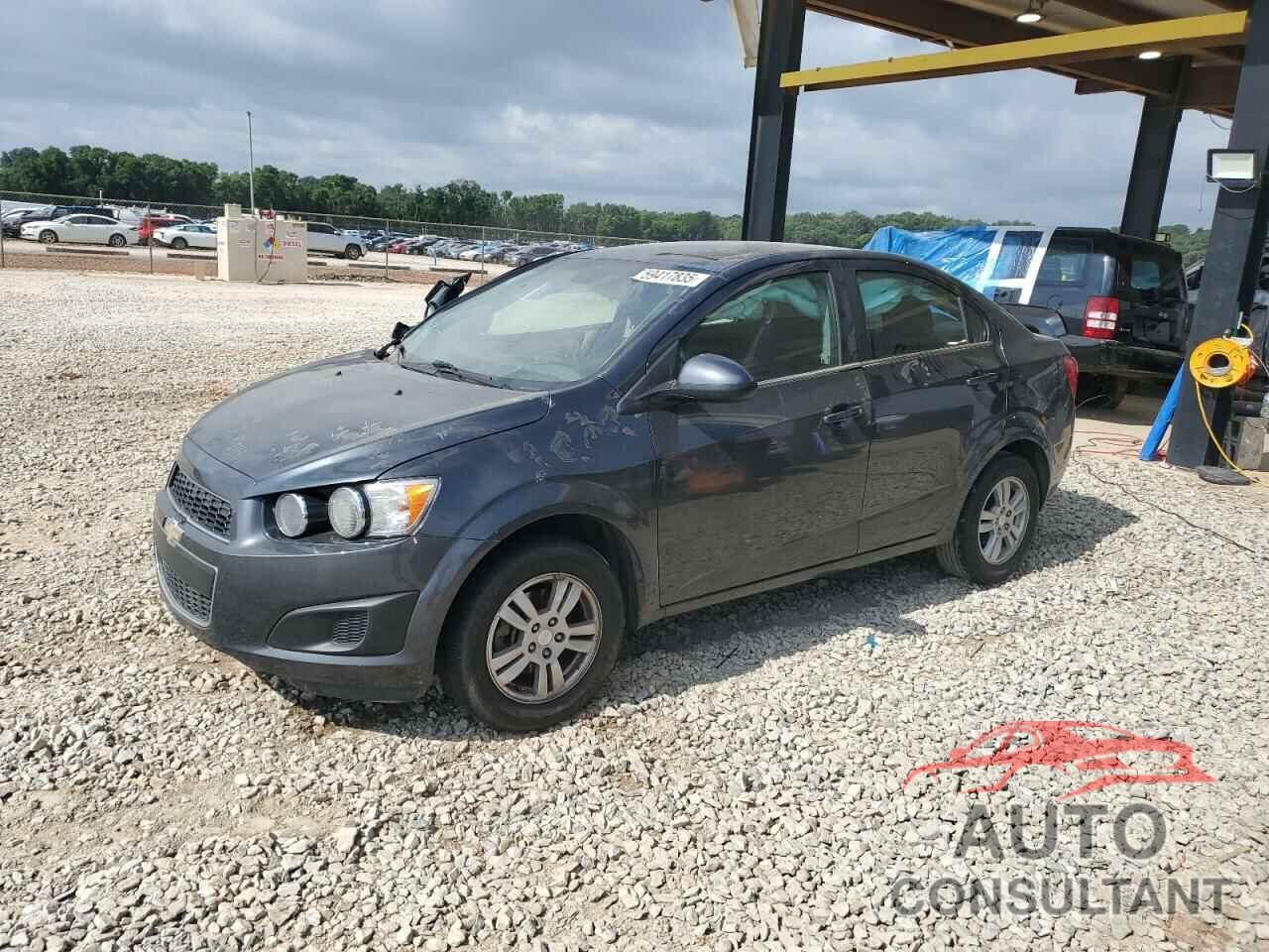 CHEVROLET SONIC 2013 - 1G1JC5SH0D4163718