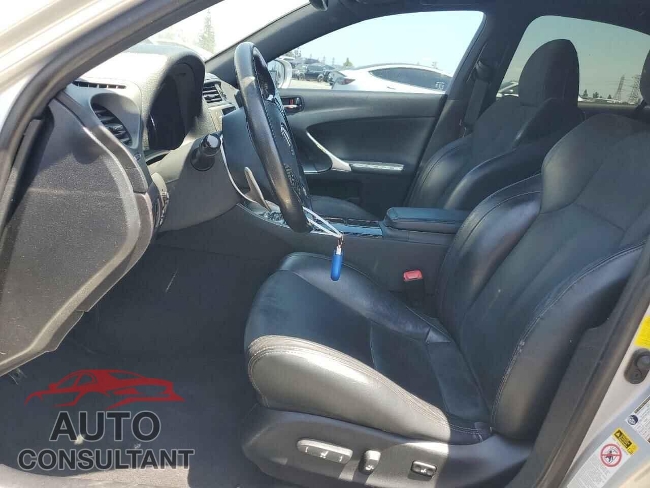 LEXUS IS 2012 - JTHBF5C23C5168609