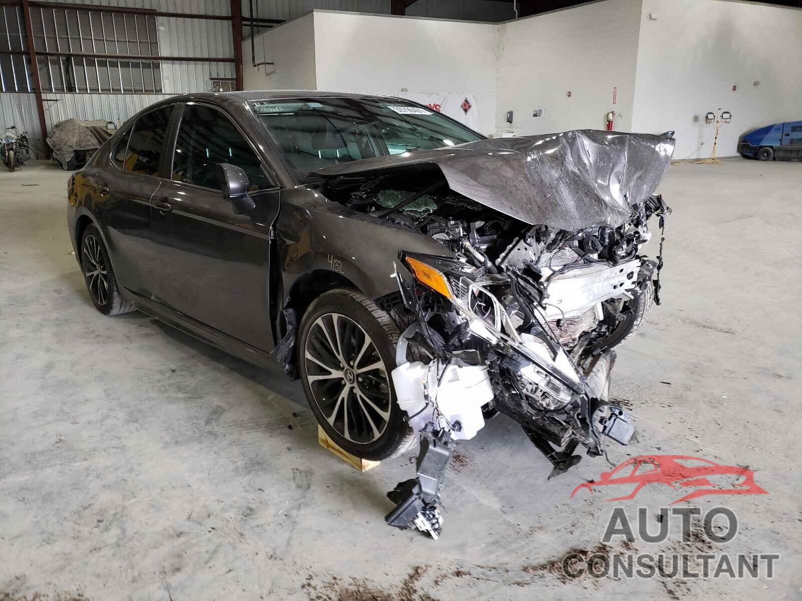 TOYOTA CAMRY 2019 - 4T1B11HK2KU268802