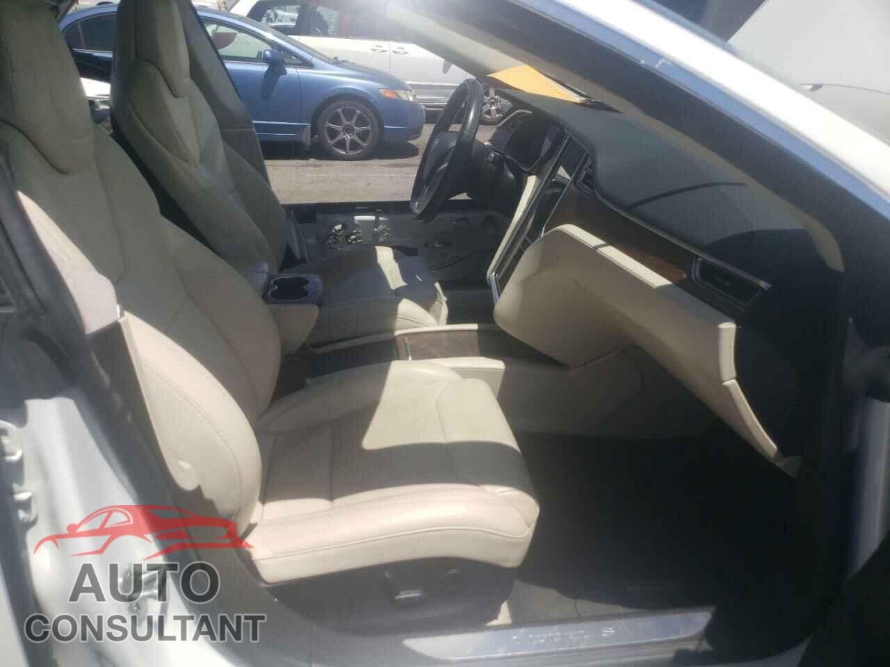 TESLA MODEL S 2017 - 5YJSA1E2XHF230566
