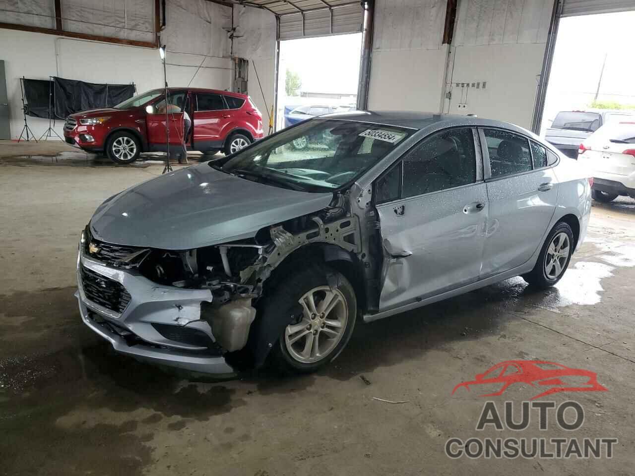 CHEVROLET CRUZE 2018 - 1G1BC5SMXJ7111007