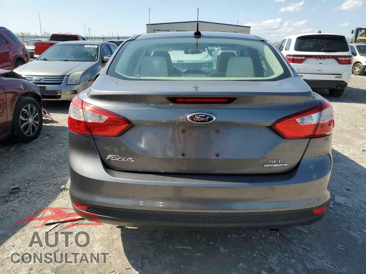 FORD FOCUS 2012 - 1FAHP3H26CL420196