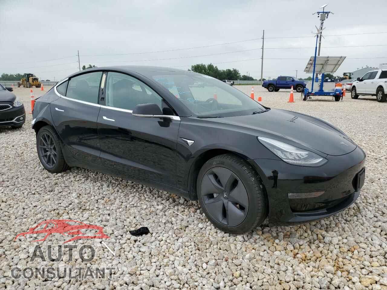 TESLA MODEL 3 2019 - 5YJ3E1EB2KF385516