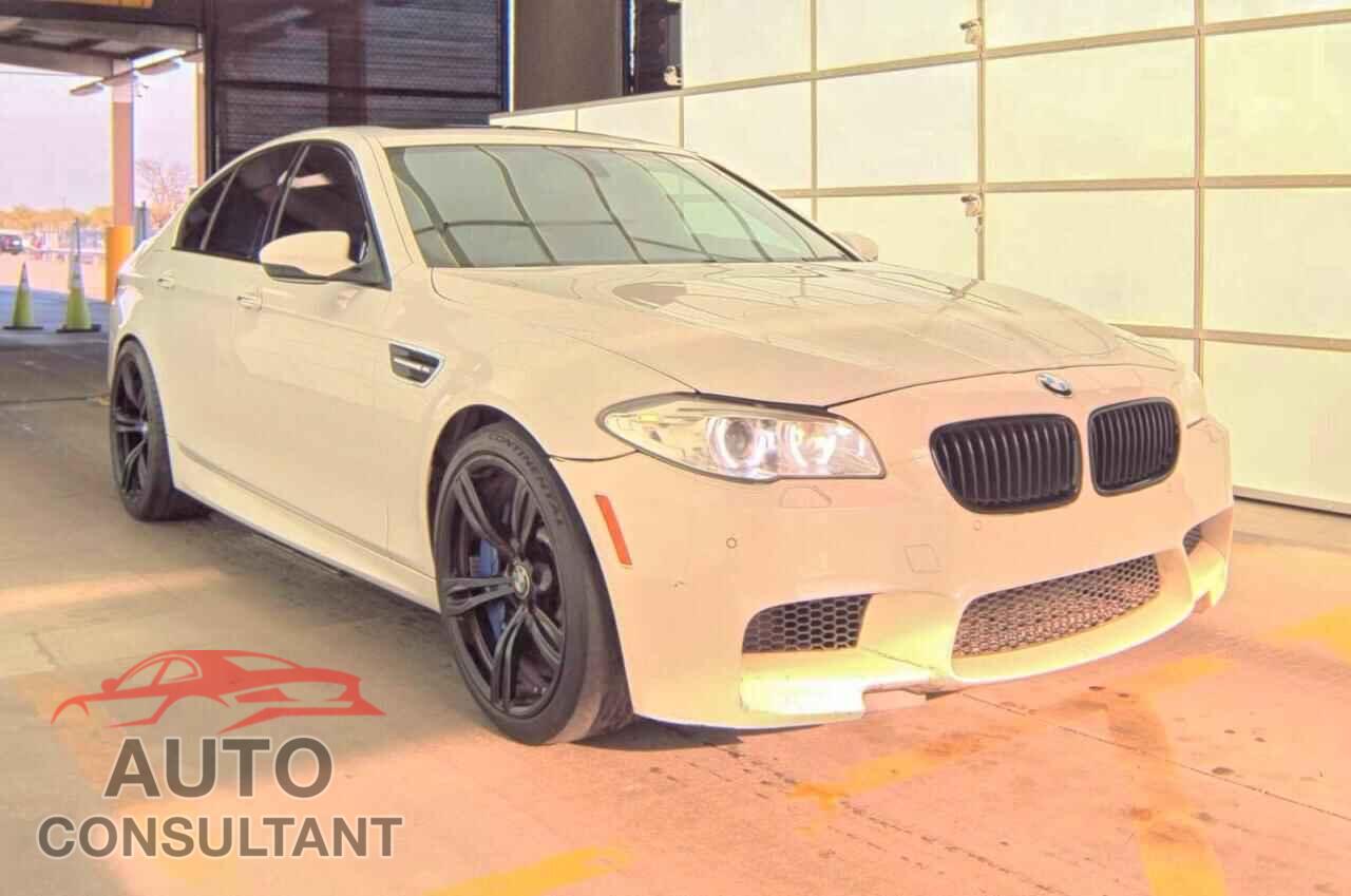 BMW M5 2013 - WBSFV9C53DC772996