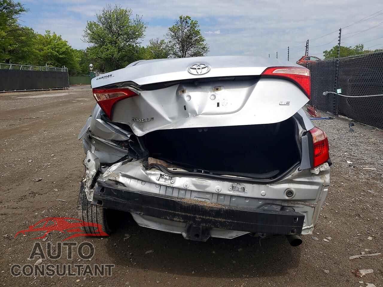 TOYOTA COROLLA 2017 - 5YFBURHEXHP683053