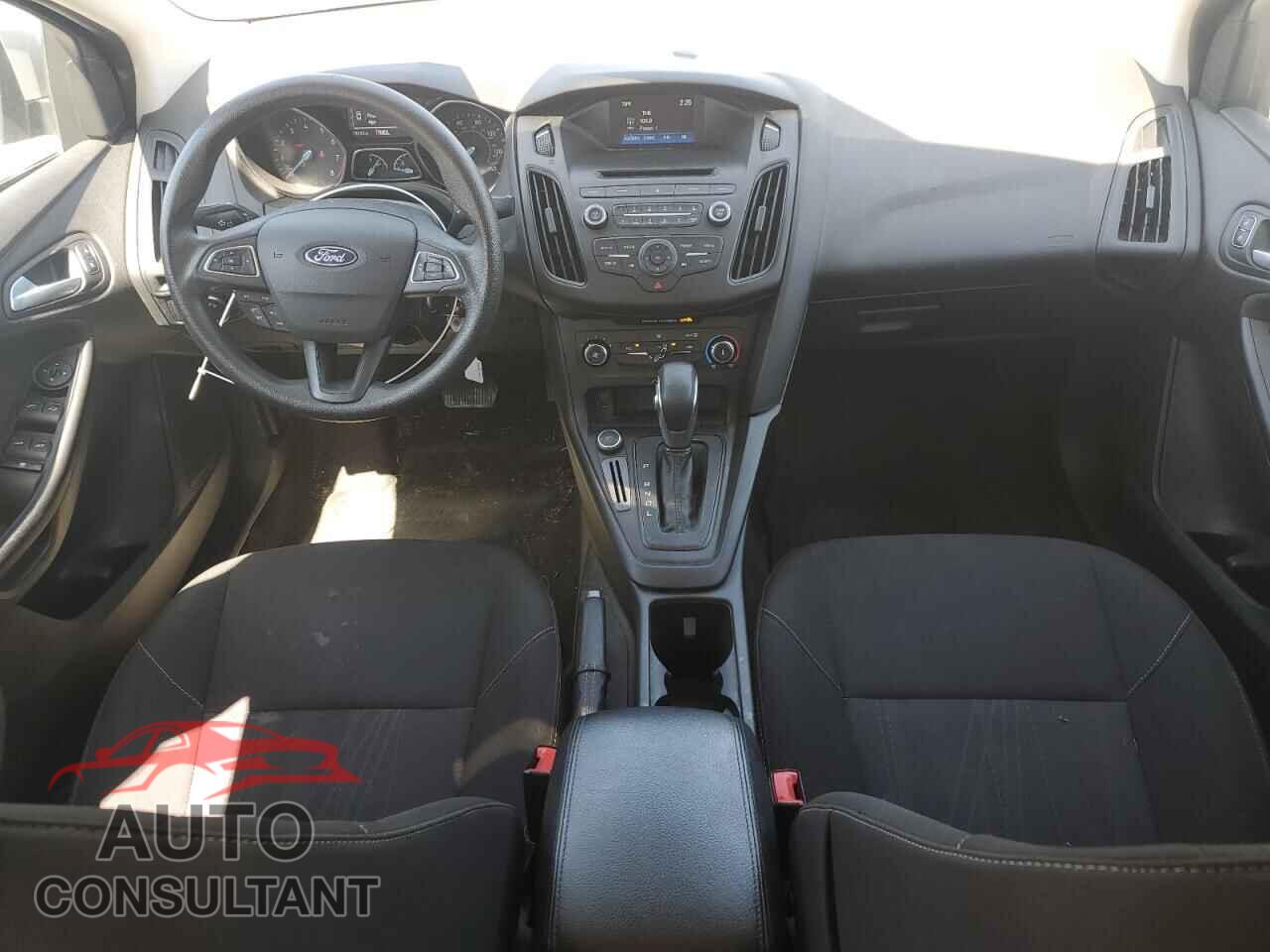 FORD FOCUS 2017 - 1FADP3F28HL315474