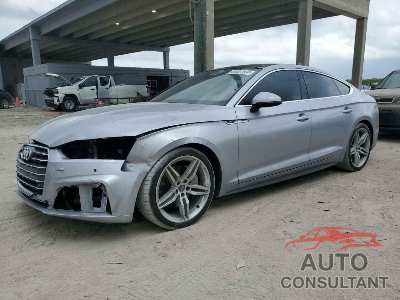 AUDI A5 2018 - WAUENCF55JA055144