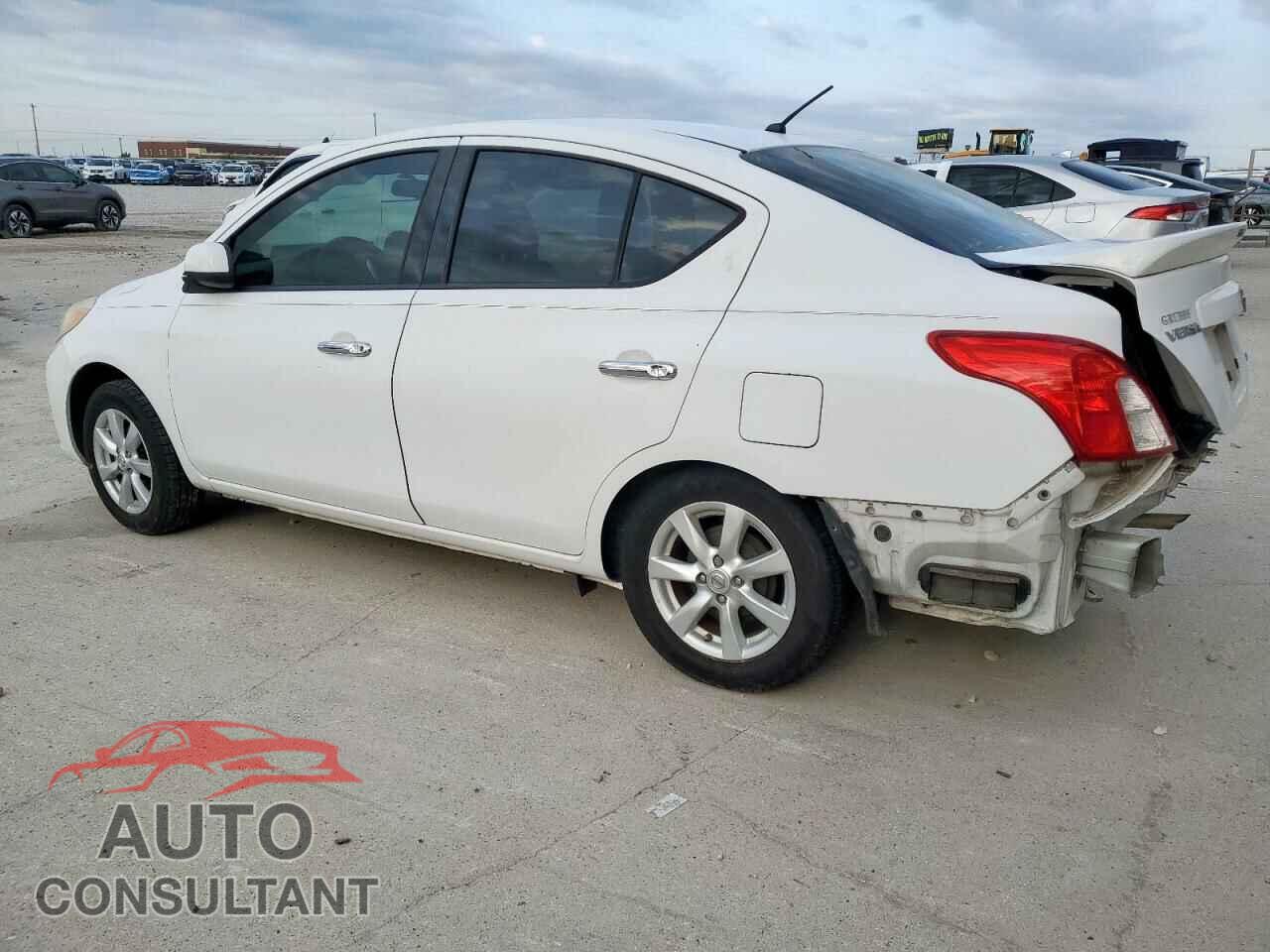 NISSAN VERSA 2014 - 3N1CN7AP1EL843575