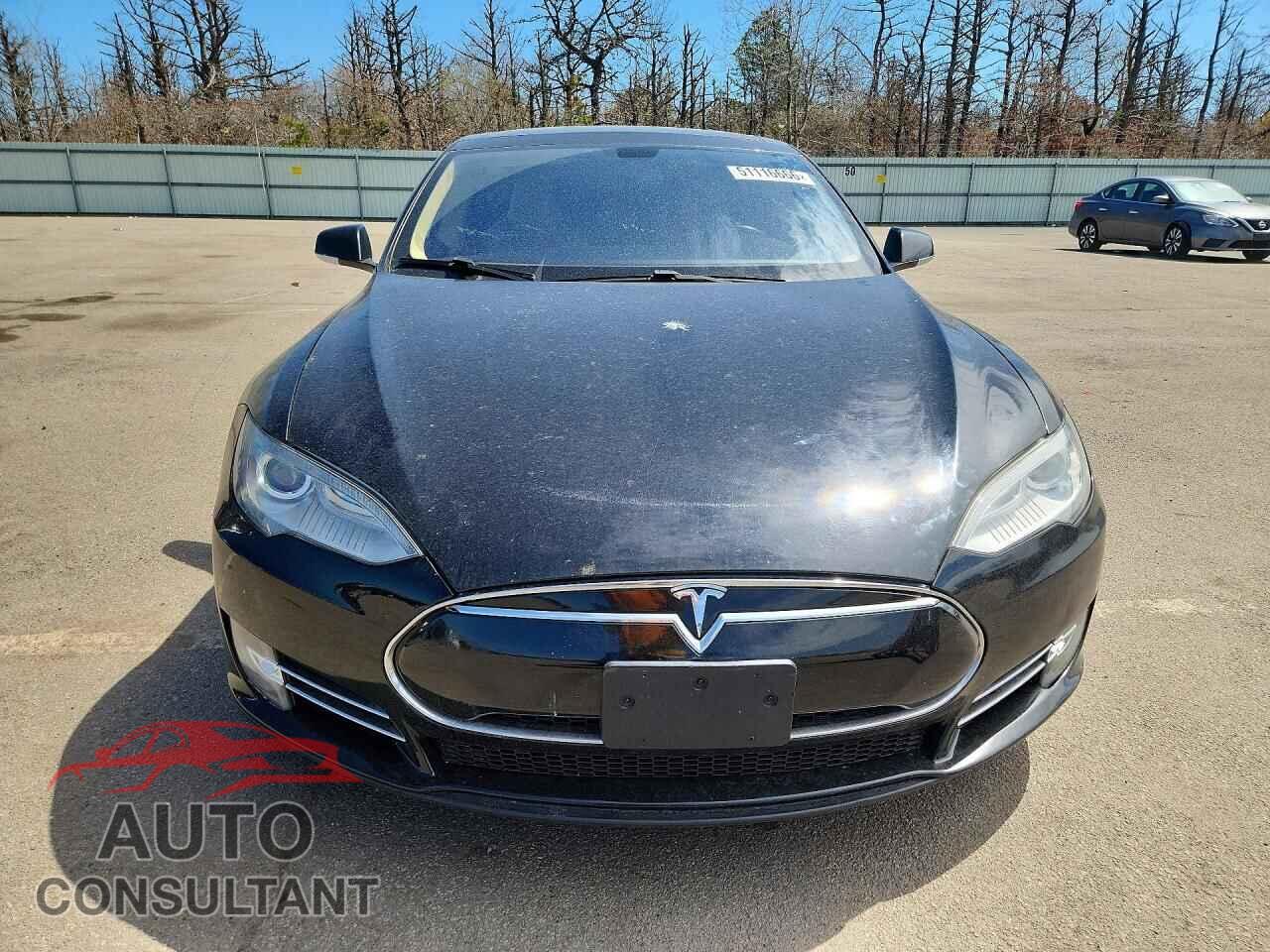 TESLA MODEL S 2013 - 5YJSA1DP6DFP14029