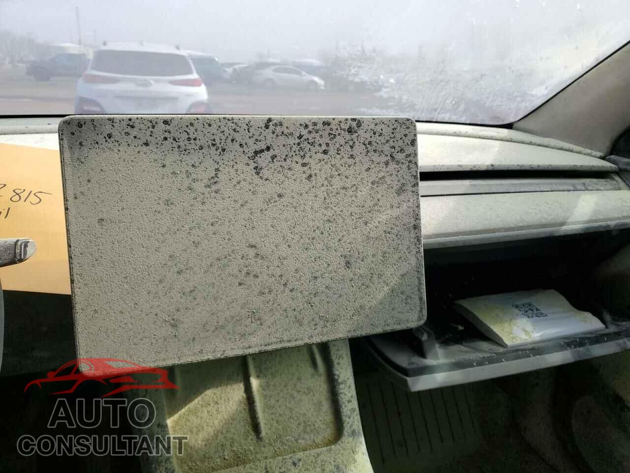 TESLA MODEL Y 2023 - LRWYGDFD6PC163418