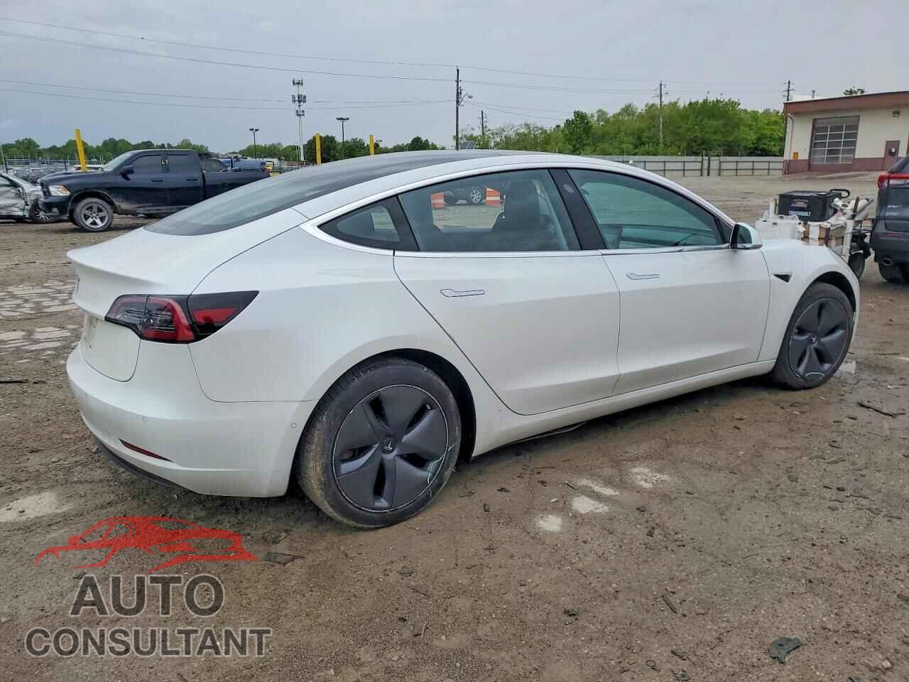 TESLA MODEL 3 2018 - 5YJ3E1EA7JF161809