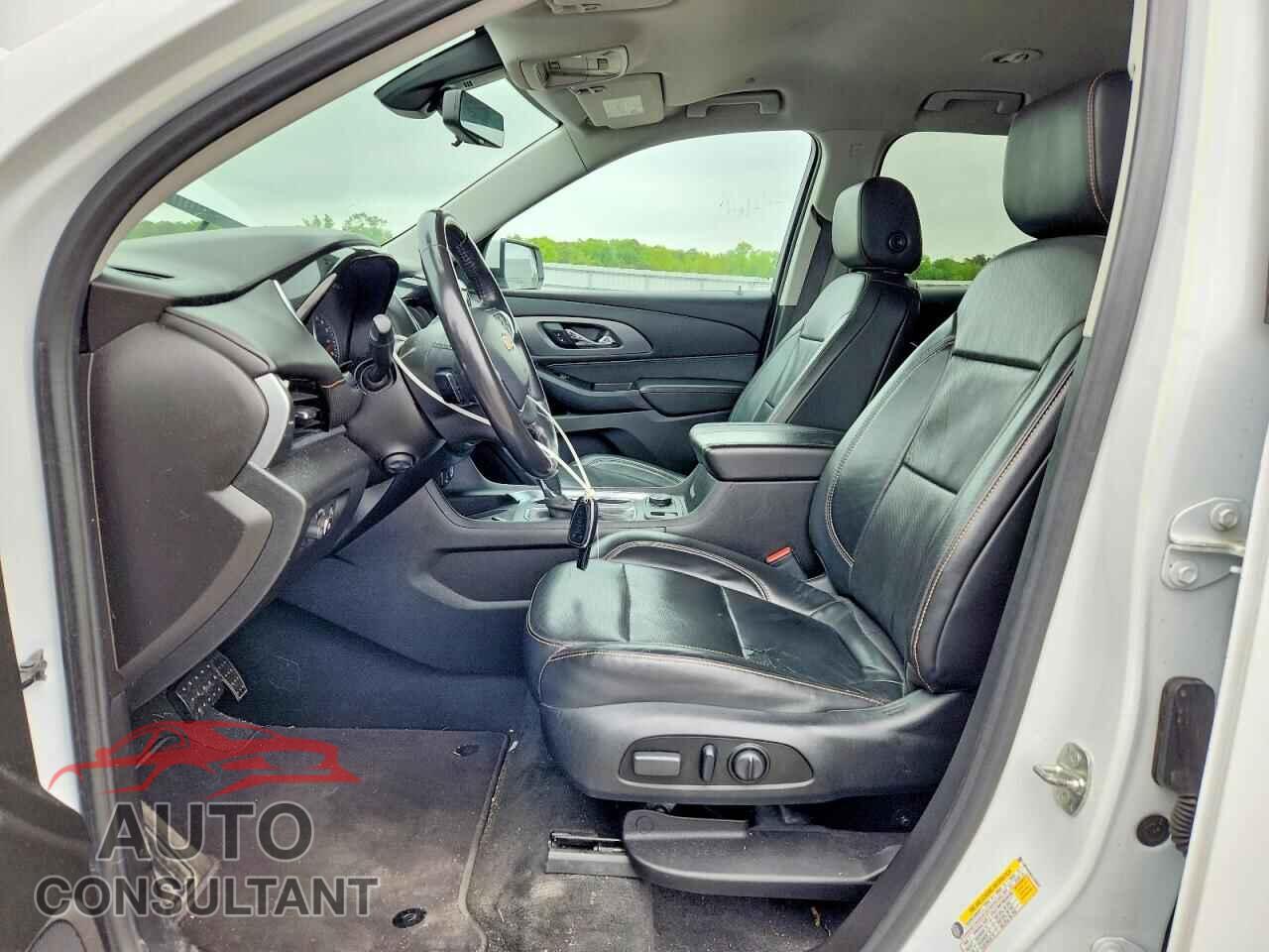 CHEVROLET TRAVERSE 2020 - 1GNEVKKW2LJ153473