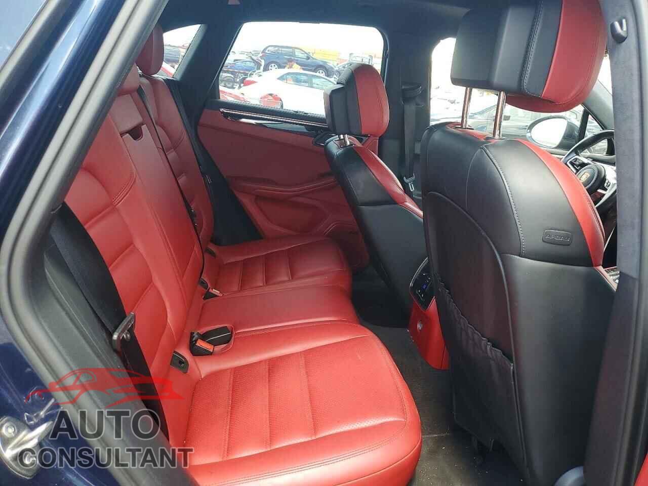 PORSCHE MACAN 2015 - WP1AF2A59FLB96504