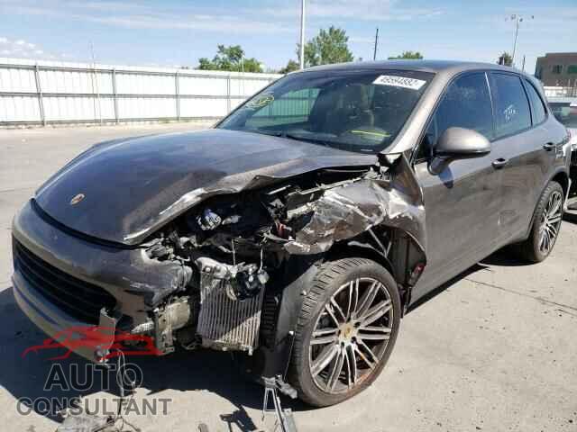 PORSCHE CAYENNE 2016 - WP1AB2A29GLA94543