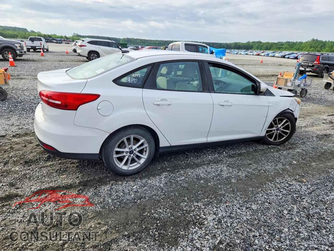 FORD FOCUS 2015 - 1FADP3F25FL343875