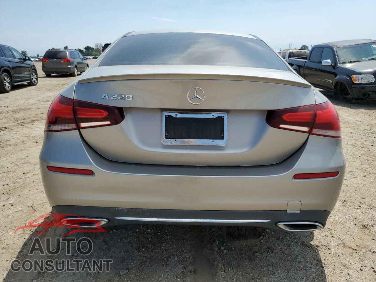 MERCEDES-BENZ A-CLASS 2020 - WDD3G4EB0LW037406