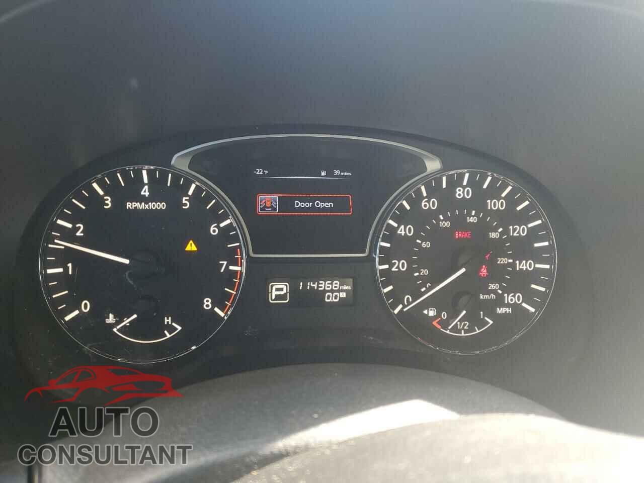 NISSAN PATHFINDER 2015 - 5N1AR2MN0FC702592