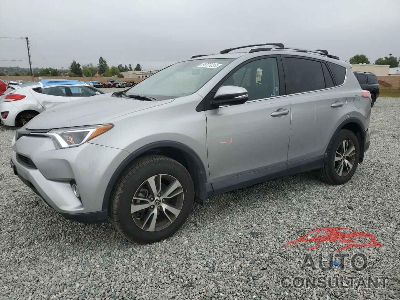 TOYOTA RAV4 2018 - 2T3RFREV4JW804197