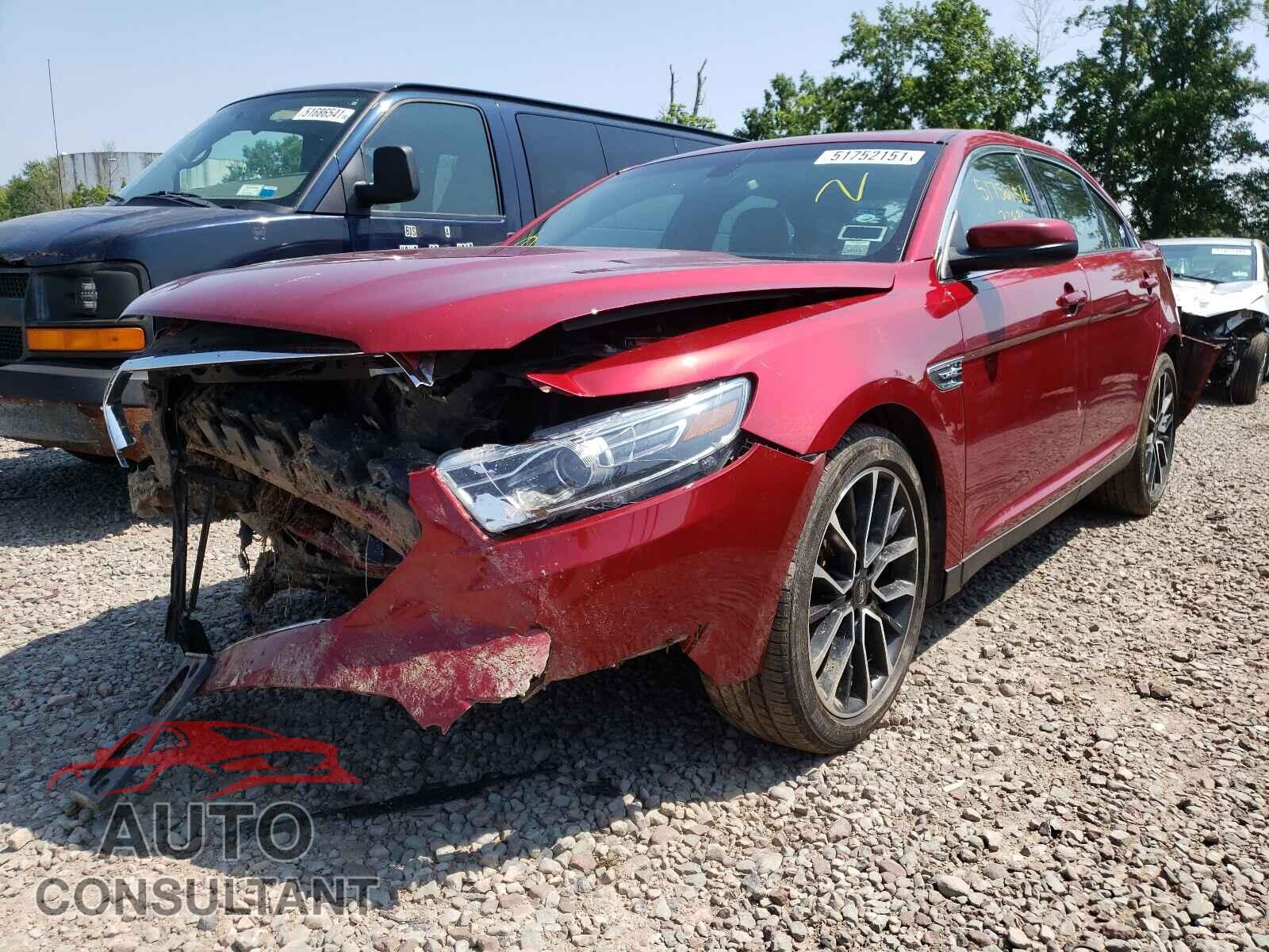 FORD TAURUS 2018 - 1FAHP2H89JG105008