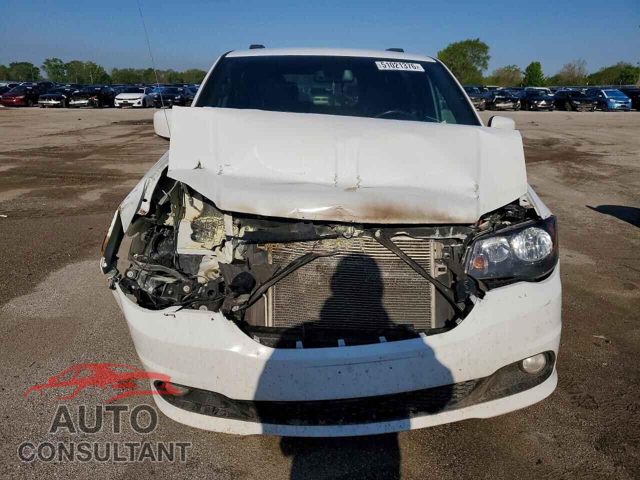 DODGE CARAVAN 2018 - 2C4RDGEG1JR335690