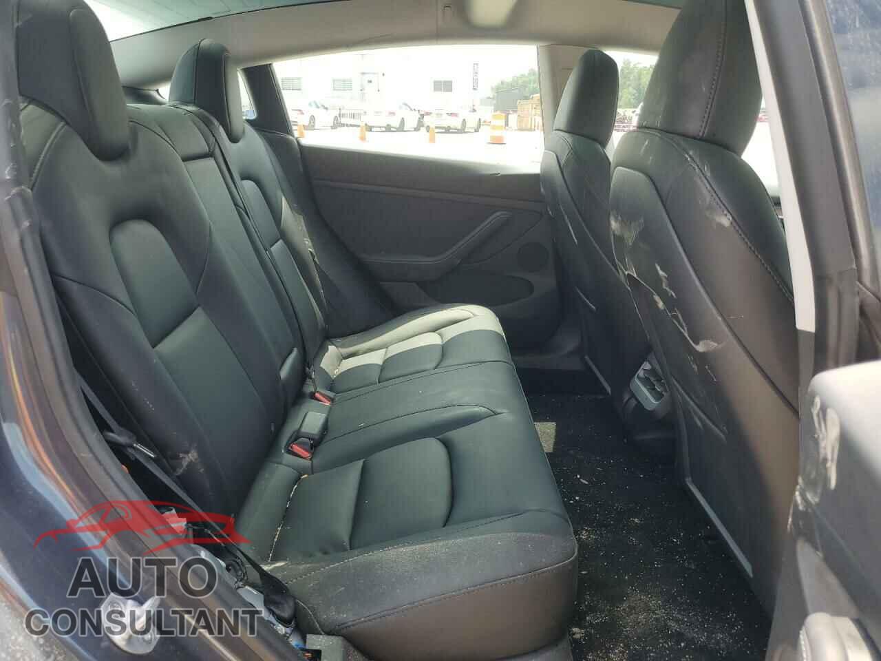 TESLA MODEL 3 2023 - 5YJ3E1EA3PF624618