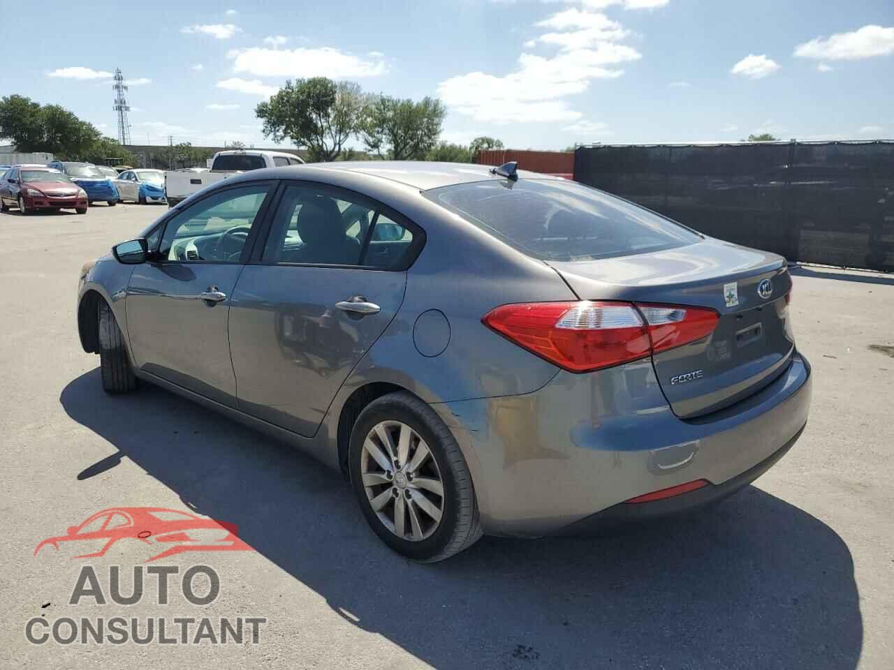 KIA FORTE 2016 - KNAFX4A62G5608337
