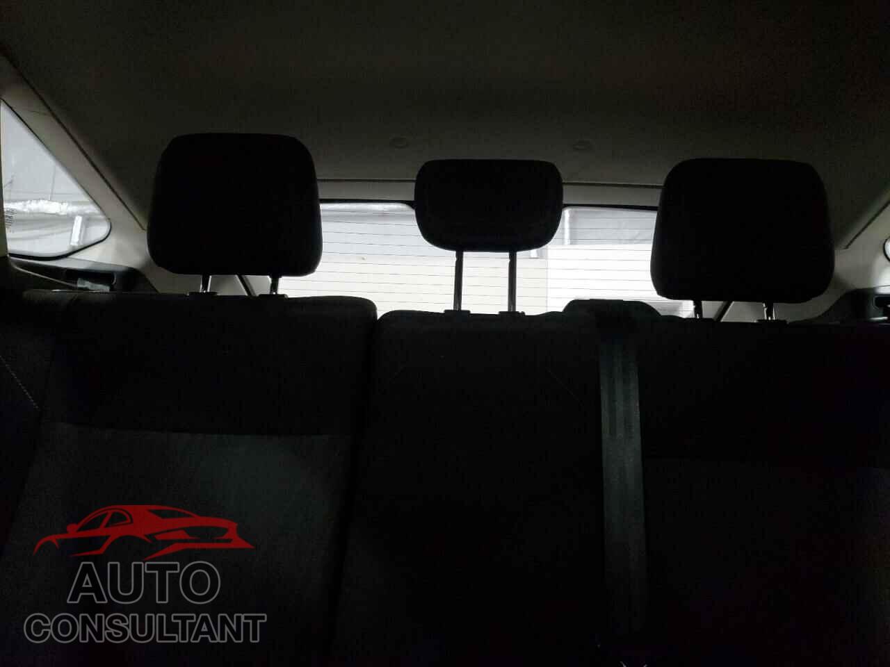 FORD FOCUS 2016 - 1FADP3K26GL303974