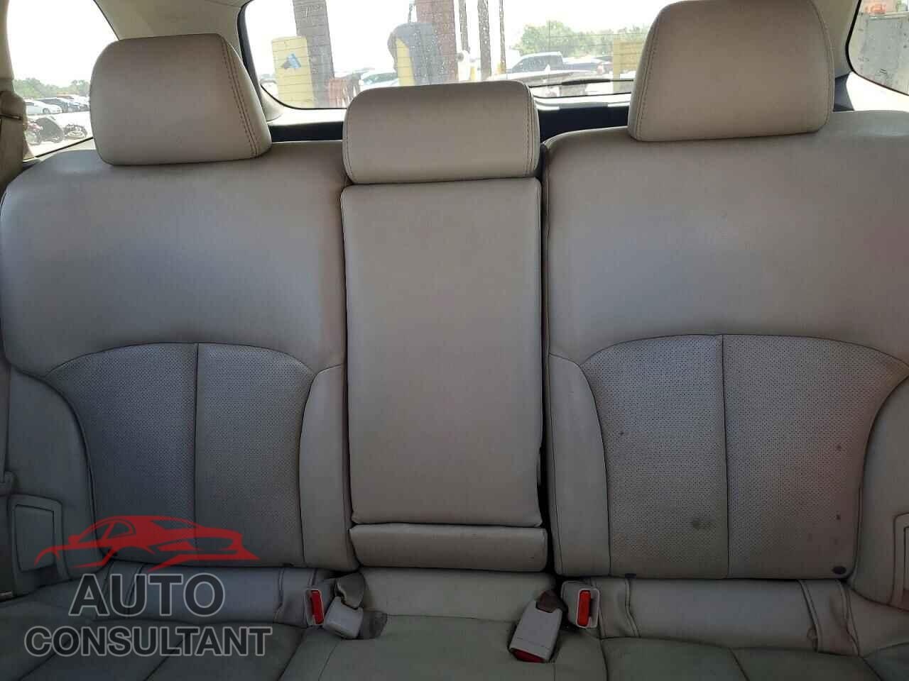SUBARU OUTBACK 2011 - 4S4BRBKC6B3412597