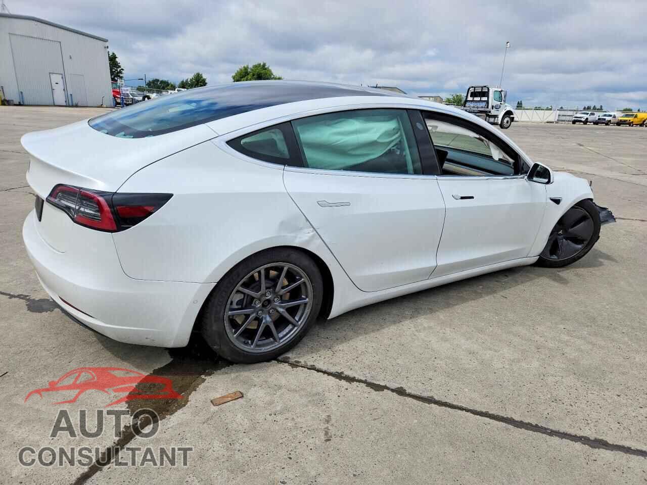 TESLA MODEL 3 2020 - 5YJ3E1EA3LF804577