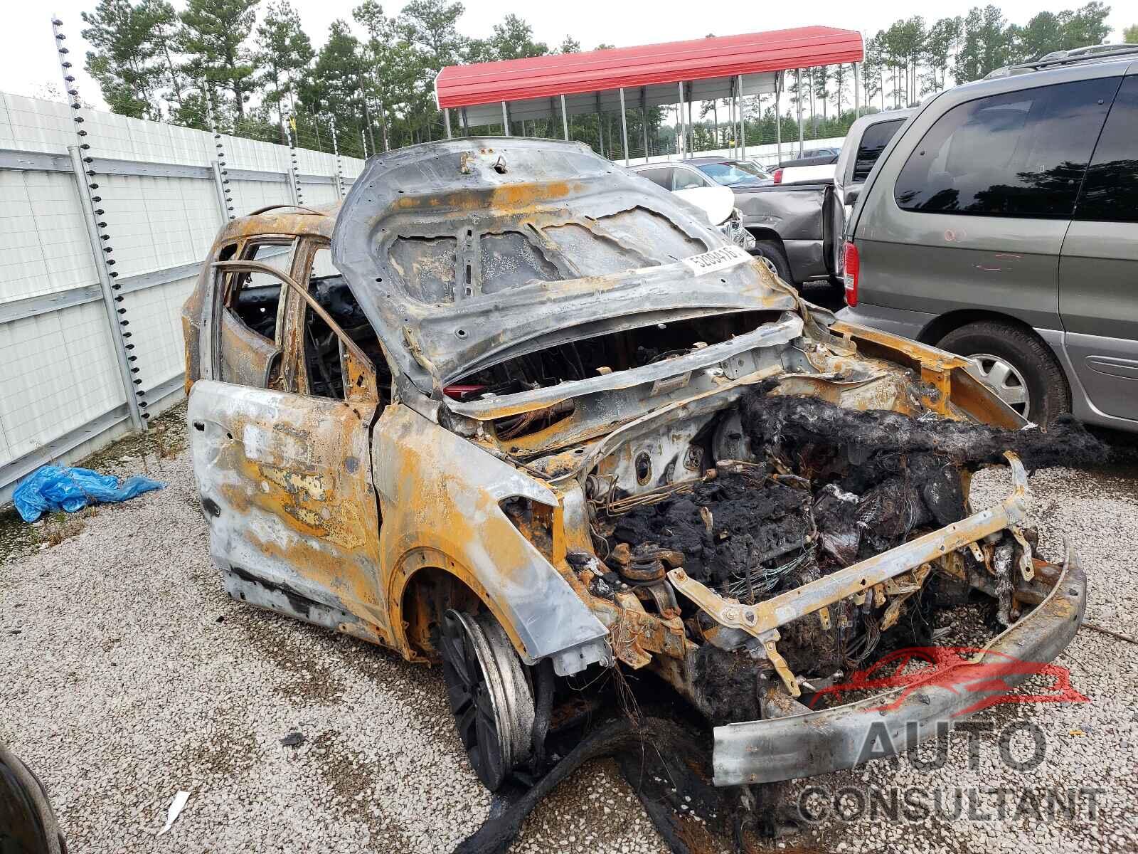 HYUNDAI SANTA FE 2016 - 5XYZT3LB4GG330922