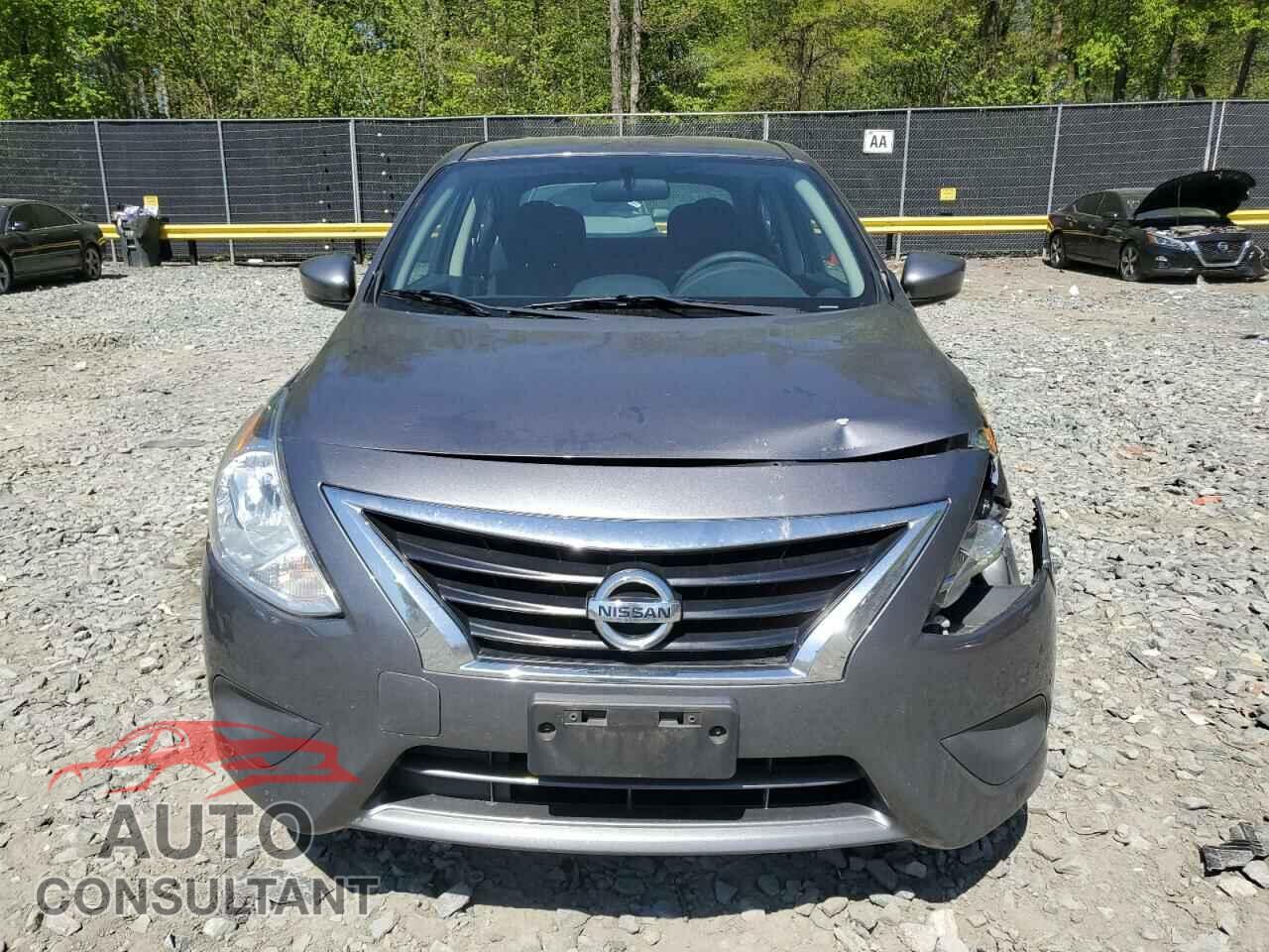 NISSAN VERSA 2017 - 3N1CN7AP3HL813398